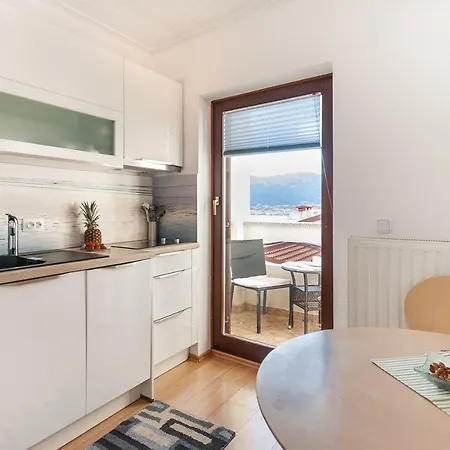Apartment Direkt An Der Kristallklaren Adria *
